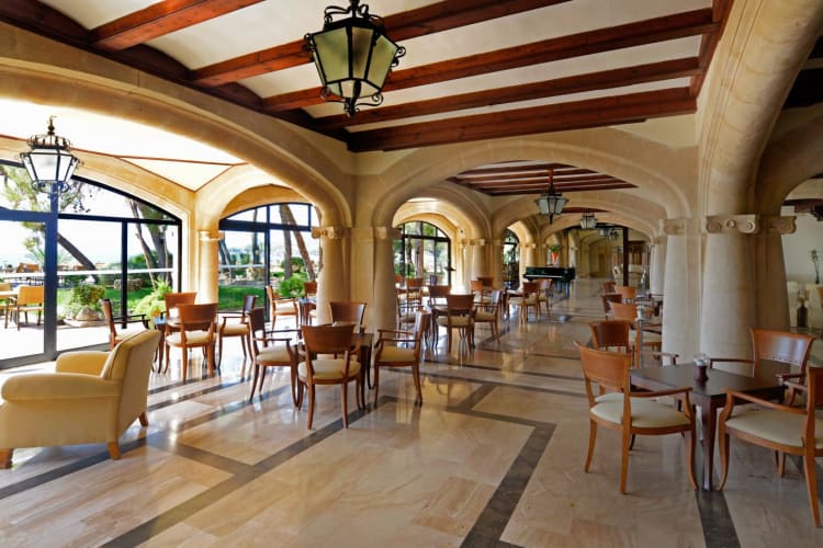 Andraix Bar